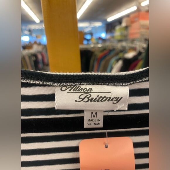 Allison Brittney med black/white stripe dress NEW - Picture 3 of 3